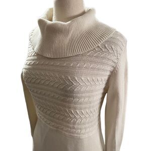 Karen Scott Sweater White Cableknit  Cowl Neckline size Medium